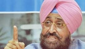 ਬਾਜਵਾ ਤੇ ਦੂਲੋ ਨੂੰ ਪਾਰਟੀ ‘ਚੋਂ ਕੱਢਣ ਦੀ ਉੱਠੀ ਆਵਾਜ਼, ਬਾਜਵਾ ਨੇ ਕਿਹਾ ਜਾਖੜ ਕੌਣ ਹੁੰਦਾ ਹੈ ਉਨ੍ਹਾਂ ਨੂੰ ਪਾਰਟੀ ‘ਚੋਂ ਕੱਢਣ ਵਾਲਾ