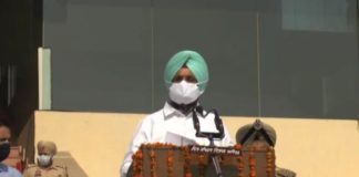 ਜਲੰਧਰ ‘ਚ ਆਜ਼ਾਦੀ ਦਿਹਾੜੇ ਮੌਕੇ ਸੁਖਜਿੰਦਰ ਸਿੰਘ ਰੰਧਾਵਾ ਨੇ ਕਿਹਾ, ਸ਼ਰਾਬ ਨਾਲ ਹੋਈਆਂ ਮੌਤਾਂ ਲਈ ਕਾਂਗਰਸ ਸਰਕਾਰ ਦੀ ਅਣਗਹਿਲੀ