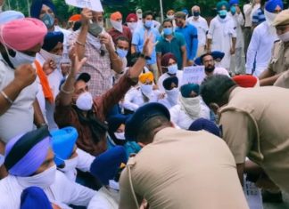 ਅਕਾਲੀ ਕਰਨ ਜਾ ਰਹੇ ਸੀ ਜ਼ਹਿਰੀਲੀ ਸ਼ਰਾਬ ਦਾ ਵਿਰੋਧ, ਪੁਲਿਸ ਹੱਥੇ ਚੜ੍ਹੇ
