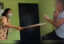 ਆਨਲਾਈਨ ਕਲਾਸ ‘ਚ ਕੱਢਦਾ ਸੀ ਗਾਲਾਂ, ਟੀਚਰ ਨੇ ਸਕੂਲ ਬੁਲਾ ਕੇ ਕੁੱਟਿਆ, ਦੇਖੋ ਵੀਡੀਓ