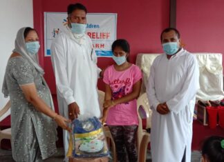 ਜਲੰਧਰ : ਹੋਪ ਫੋਰ ਚਿਲਡਰਨ ਸੰਸਥਾ ਨੇ ਬੱਚਿਆਂ ਨੂੰ ਵੰਡਿਆ ਰਾਸ਼ਨ