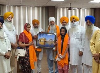 28 ਸਾਲਾਂ ਬਾਅਦ ਰਿਹਾਅ ਹੋਏ ਭਾਈ ਲਾਲ ਸਿੰਘ ਨੇ ਸੱਚਖੰਡ ਸ੍ਰੀ ਹਰਿਮੰਦਰ ਸਾਹਿਬ ਵਿਖੇ ਹੋਏ ਨਤਮਸਤਕ