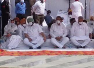 ਕੈਪਟਨ ਨੇ ਧਰਨੇ ‘ਚ ਕਿਹਾ – ਖੇਤੀਬਾੜੀ ਕਾਨੂੰਨ ਬਣਨ ਨਾਲ ਪੰਜਾਬ ਦਾ ਮਾਹੌਲ ਵਿਗੜ ਸਕਦਾ