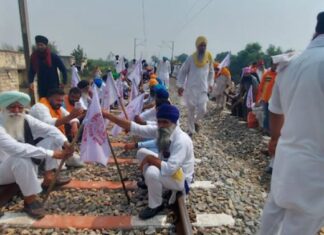 ਕਿਸਾਨਾਂ ਨੇ ਚੱਕਾ ਜਾਮ ਕਰਕੇ ਕੀਤੀਆਂ ਰੇਲਾਂ ਜਾਮ, ਭਲਕੇ ਪੰਜਾਬ ਬੰਦ ਦਾ ਐਲਾਨ