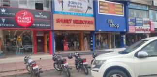 ਪੰਜਾਬ ‘ਚ ਵੀਕਐਂਡ ਹਟਾਉਣ ਲਈ ਲੱਗ ਰਹੇ ਧਰਨੇ, ਕਈ ਥਾਈਂ ਖੁੱਲ੍ਹੀਆਂ ਦੁਕਾਨਾਂ