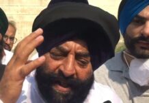 ਅਕਾਲੀ ਦਲ ਦੇ ਸਾਬਕਾ ਵਿਧਾਇਕ ਮੱਕੜ ਨੂੰ ਦੇਖਦਿਆਂ ਹੀ ਲੱਗੇ ‘ਮੋਦੀ ਦੇ ਯਾਰ ਮੁਰਦਾਬਾਦ’ ਦੇ ਨਾਅਰੇ, ਵੇਖੋ ਵੀਡੀਓ