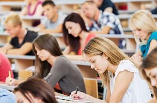 ਹੁਣ ਫਾਈਨਲ ਦੇ ਵਿਦਿਆਰਥੀਆਂ ਦੀਆਂ ਹੋਣਗੀਆਂ ਪ੍ਰੀਖਿਆਵਾਂ, ਸੁਪਰੀਮ ਕੋਰਟ ਨੇ ਦਿੱਤੀ ਹਰੀ ਝੰਡੀ