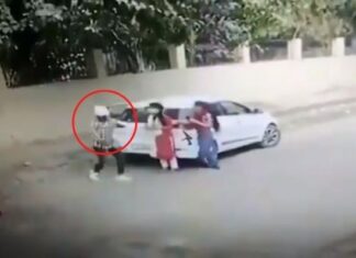 ਉਦਾਸ ਖ਼ਬਰ : ਪੇਪਰ ਦੇ ਕੇ ਕਾਲਜ ‘ਚੋਂ ਬਾਹਰ ਨਿਕਲ ਰਹੀ ਵਿਦਿਆਰਥਣ ਦੀ ਮਾਂ ਤੇ ਭਰਾ ਸਾਹਮਣੇ ਗੋਲੀਆਂ ਮਾਰ ਕੇ ਹੱਤਿਆ, ਦੇਖੋ ਵੀਡੀਓ