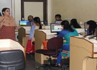 ਕਾਂਟ੍ਰੈਕਟ ਕੰਪਿਊਟਰ ਅਧਿਆਪਕਾਂ ਨੂੰ ਨੌਕਰੀ ਤੋਂ ਹਟਾਇਆ, ਕਈ ਮਹੀਨਿਆਂ ਦੀ ਨਹੀਂ ਦਿੱਤੀ ਤਨਖਾਹ