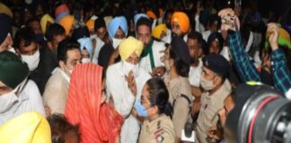 ਮਾਰਚ ਕੱਢਦੇ ਅਕਾਲੀਆਂ ‘ਤੇ ਪੁਲਿਸ ਨੇ ਕੀਤਾ ਲਾਠੀਚਾਰਜ 