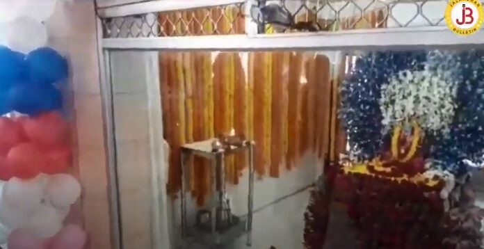 ਜਲੰਧਰ ‘ਚ ਹੈ ਅਜਿਹਾ ਮੰਦਰ ਜੋ ਦੁਸਹਿਰੇ ਵਾਲੇ ਦਿਨ ਔਰਤ ਤੇ ਬੱਚਿਆਂ ਲਈ ਹੀ ਖੁੱਲ੍ਹਦਾ ਹੈ,ਵੇਖੋ ਵੀਡਓ