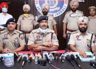 ਆਦਮਪੁਰ ਦੇ ਯੂਕੋ ਬੈਂਕ ‘ਚ ਸਕਿਓਰਟੀ ਗਾਰਡ ਨੂੰ ਗੋਲ਼ੀ ਮਾਰਨ ਵਾਲਾ 1 ਮੁਲਜ਼ਮ ਗ੍ਰਿਫ਼ਤਾਰ, 3 ਮਹੀਨੀਆਂ ‘ਚ 3 ਬੈਂਕਾਂ ‘ਚੋਂ ਲੁੱਟੇ ਚੁੱਕੇ ਨੇ 21 ਲੱਖ ਰੁਪਏ