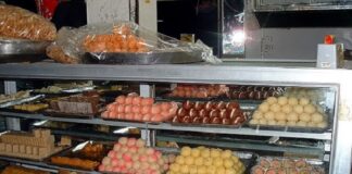 ਤਿਉਹਾਰ ਦੇ ਦਿਨਾਂ ‘ਚ Expiry Date ਮਠਿਆਈ ਵੇਚਣ ‘ਤੇ 2 ਲੱਖ ਰੁਪਏ ਦਾ ਹੋ ਸਕਦਾ ਹੈ ਜੁਰਮਾਨਾ