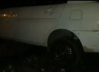 ਗਾਜ਼ੀ ਗੁੱਲਾ ਦੇ ਇਕ ਨੌਜਵਾਨ ਨੇ ਰੇਲਵੇਂ ਟ੍ਰੈਕ ‘ਤੇ ਚੜ੍ਹਾ ਦਿੱਤੀ ਕਾਰ, 1 ਘੰਟੇ ਬਾਅਦ ਰੇਲ ਸੇਵਾ ਹੋਈ ਬਹਾਲ