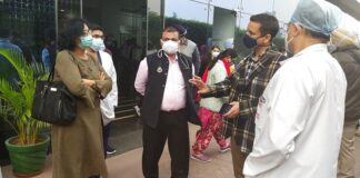 CORONA : ਡੀਸੀ ਵੱਲੋਂ ਤਿੰਨ ਵੱਡੇ ਪ੍ਰਾਈਵੇਟ ਹਸਪਤਾਲਾਂ ਦਾ ਦੌਰਾ, ਕੋਰੋਨਾ ਦੇ ਗੰਭੀਰ ਮਰੀਜਾਂ ਲਈ 50 ਫੀਸਦੀ ਬੈੱਡ ਵਧਾਉਣ ਦੀ ਅਪੀਲ