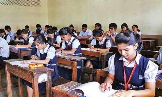 ਕੱਲ੍ਹ ਤੋਂ ਖੁੱਲਣਗੇ ਪੰਜਾਬ ਦੇ ਸਾਰੇ ਸਕੂਲ, ਕੈਪਟਨ ਸਰਕਾਰ ਨੇ ਲਿਆ ਫੈਸਲਾ
