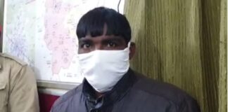 ਦਿਨ ਵਿੱਚ ਕਰਦਾ ਸੀ ਵੇਟਰ ਦਾ ਕੰਮ, ਰਾਤ ਹੁੰਦਿਆਂ ਘਰ ‘ਚ ਛਾਪਦਾ ਹੀ 100-200 ਦੇ ਜਾਅਲੀ ਨੋਟ, ਗ੍ਰਿਫਤਾਰ