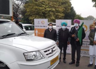 ਹੈਲਥ ਮਿਨੀਸਟਰ ਬਲਬੀਰ ਸਿੱਧੂ ਨੇ ਮਿਸ਼ਨ ਫਤਿਹ ਤਹਿਤ ਕੋਰੋਨਾ ਵਾਇਰਸ ਸਬੰਧੀ 4 ਐੱਲ.ਈ.ਡੀ. ਜਾਗਰੂਕਤਾ ਵੈਨਾਂ ਨੂੰ ਦਿੱਤੀ ਹਰੀ ਝੰਡੀ