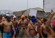 ਕਿਸਾਨਾਂ ਦਾ ਜੋਸ਼ ਠੰਢ ‘ਚ ਵੀ ਨਹੀਂ ਪੈ ਰਿਹਾ ਮੱਧਮ, ਕੱਪੜੇ ਲਾਹ ਕੇ ਕੀਤਾ ਰੋਸ ਮਾਰਚ