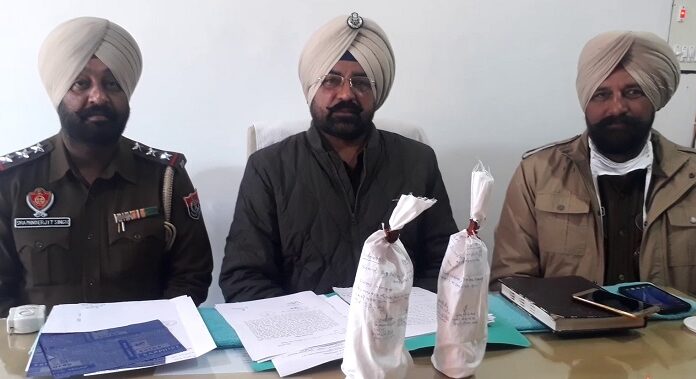 ਪਾਕਿਸਤਾਨੀ ਸਮੱਗਲਰਾਂ ਵਲੋਂ ਸੁੱਟੀ 3 ਕਰੋੜ ਦੀ ਹੈਰੋਇਨ ਬਰਾਮਦ