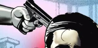 ਜੇਪੀ ਨਗਰ ‘ਚ ਟਾਇਲਜ਼ ਕਾਰੋਬਾਰੀ ਤੋਂ ਗਨ ਪੁਆਇੰਟ ‘ਤੇ ਲੱਖਾਂ ਦੀ ਲੁੱਟ