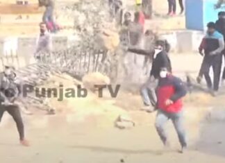 ਸਿੰਘੂ ਬਾਰਡਰ ‘ਤੇ ਲੋਕਾਂ ਨੇ ਕਿਸਾਨਾਂ ‘ਤੇ ਪੱਥਰਬਾਜੀ ਕੀਤੀ, ਹਾਲਾਤ ਵਿਗਾੜਣ ਦੀ ਕੋਸ਼ਿਸ਼