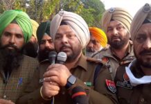 ਬੀਜੇਪੀ ਲੀਡਰ ਤੀਕਸ਼ਣ ਸੂਦ ਦੇ ਘਰ ਗੋਹਾ ਸੁੱਟਣ ਵਾਲੇ ਕਿਸਾਨਾਂ ‘ਤੇ ਦਰਜ FIR ਹੋਵੇਗੀ ਰੱਦ, ਹੁਸ਼ਿਆਰਪੁਰ ਪੁਲਿਸ ਨੇ ਮੰਨੀ ਕਿਸਾਨਾਂ ਦੀ ਮੰਗ
