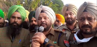 ਬੀਜੇਪੀ ਲੀਡਰ ਤੀਕਸ਼ਣ ਸੂਦ ਦੇ ਘਰ ਗੋਹਾ ਸੁੱਟਣ ਵਾਲੇ ਕਿਸਾਨਾਂ ‘ਤੇ ਦਰਜ FIR ਹੋਵੇਗੀ ਰੱਦ, ਹੁਸ਼ਿਆਰਪੁਰ ਪੁਲਿਸ ਨੇ ਮੰਨੀ ਕਿਸਾਨਾਂ ਦੀ ਮੰਗ