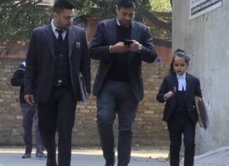 3 ਫੁੱਟ 11 ਇੰਚ ਦੀ ਹਰਵਿੰਦਰ ਕੌਰ ਹੈ ਇੰਡੀਆ ਦੀ ਸੱਭ ਤੋਂ ਛੋਟੇ ਕੱਦ ਦੀ ਵਕੀਲ, ਵੇਖੋ ਵੀਡੀਓ