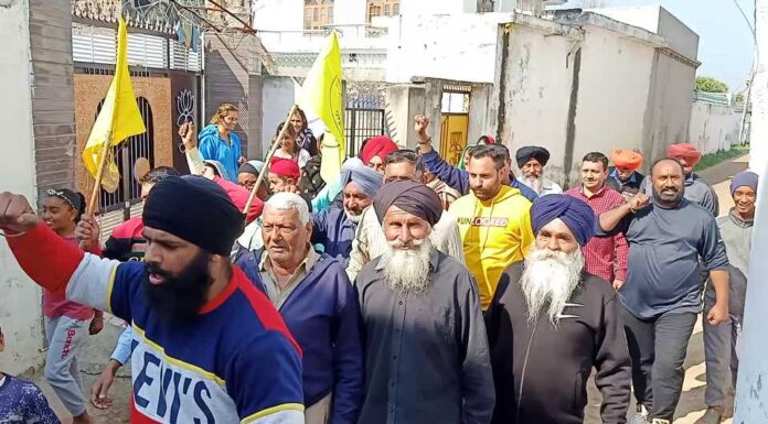 ਹੁਸ਼ਿਆਰਪੁਰ ਦੇ ਇਸ ਪਿੰਡ ਦੀ ਪੰਚਾਇਤ ਨੇ ਸਾਰੀਆਂ ਰਾਜਨੀਤਕ ਪਾਰਟੀਆਂ ਦੇ ਲੀਡਰਾਂ ਦੀ ਐਂਟਰੀ ਕੀਤੀ ਬੰਦ