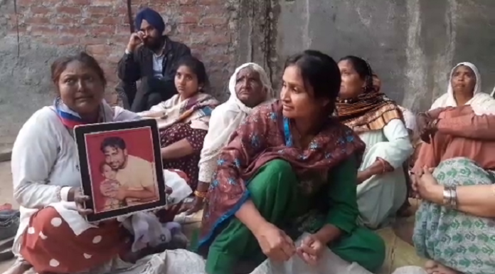 ਪਤਨੀ ਕਰਦੀ ਸੀ ਕਿਸੇ ਹੋਰ ਨੂੰ ਪਿਆਰ, ਝਗੜੇ ਤੋਂ ਬਾਅਦ ਬੱਚੇ ਲੈ ਕੇ ਪੇਕੇ ਗਈ, ਪਤੀ ਨੇ ਜ਼ਹਿਰ ਪੀ ਕੇ ਜਾਨ ਦਿੱਤੀ