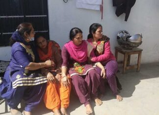 ਹੁਸ਼ਿਆਰਪੁਰ ‘ਚ ਰੇਲਵੇ ਕਰਮਚਾਰੀ ਨੇ ਪਤਨੀ ਨੂੰ ਤੇਜ਼ਧਾਰ ਹਥਿਆਰਾਂ ਨਾਲ ਕਤਲ ਕੀਤਾ, ਸੱਸ-ਸਹੁਰੇ ਨੂੰ ਵੀ ਕੀਤਾ ਜ਼ਖਮੀ