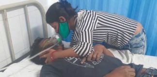 ਜਿਹੜੇ ਕਹਿੰਦੇ ਪੰਜਾਬ ‘ਚ ਨਸ਼ਾ ਨਹੀਂ ਵਿਕਦਾ ਇਹ ਵੀਡੀਓ ਜ਼ਰੂਰ ਵੇਖਣ : ਬਠਿੰਡਾ ‘ਚ ਨਸ਼ੇ ਵਿੱਚ ਮਿਲੇ ਪਤੀ-ਪਤਨੀ; ਪਤੀ ਦੀ ਹਾਲਤ ਗੰਭੀਰ