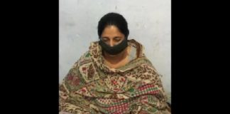 ਪ੍ਰੇਮੀ ਨਾਲ ਮਿਲ ਕੇ ਮਾਂ ਨੇ ਆਪਣੇ ਨੌਜਵਾਨ ਬੇਟੇ ਨੂੰ ਨੀਂਦ ਦੀਆਂ ਗੋਲੀਆਂ ਦੇ ਕੇ ਕਤਲ ਕੀਤਾ, ਲਾਸ਼ ਨੂੰ ਅੱਗ ਲਗਾਈ