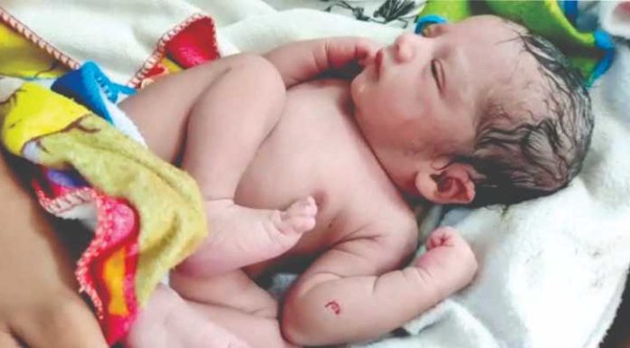 ਤੱਪਦੀ ਧੁੱਪ ‘ਚ ਨਵਜਾਤ ਬੱਚੇ ਨੂੰ ਕੋਈ ਬਾਲਟੀ ‘ਚ ਸੁੱਟ ਗਲੀ ‘ਚ ਛੱਡ ਗਿਆ