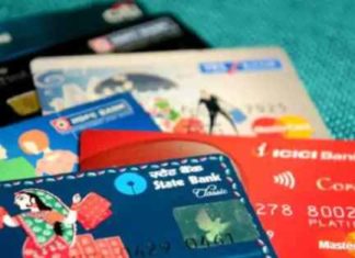 ਬੈਂਕ ਗਾਹਕਾਂ ਨੂੰ ਪਹਿਲੀ ਅਗਸਤ ਤੋਂ ਲੱਗੇਗਾ ਝਟਕਾ! ਪੈਸੇ ਕਢਵਾਉਣ ਦੇ ਬਦਲੇ ਨਿਯਮ, ਡੈਬਿਟ-ਕ੍ਰੈਡਿਟ ਕਾਰਡ ਪੈਣਗੇ ਮਹਿੰਗੇ