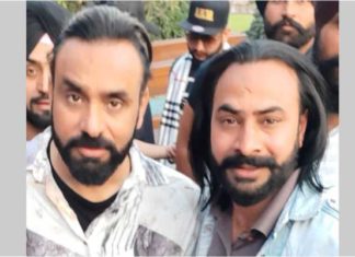 Video : ਸ਼ੋਅ ਨਾ ਮਿਲਣ ‘ਤੇ ਪੇਂਟ ਦਾ ਕੰਮ ਕਰਦਾ ਹੈ ਬੱਬੂ ਮਾਨ ਦਾ ਹਮਸ਼ਕਲ ਜਲੰਧਰ ਦਾ ਹੈਰੀ ਨਾਗਰਾ