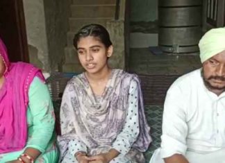 ਪੰਜਾਬੀ, ਹਿੰਦੀ ਤੋਂ ਇਲਾਵਾ ਸਪੈਨਿਸ਼ ਅਤੇ ਅੰਗਰੇਜ਼ੀ ਗੀਤ ਵੀ ਗਾਉਂਦੀ ਹੈ ਮੁਕਤਸਰ ਦੀ ਹਸਨਦੀਪ ਕੌਰ