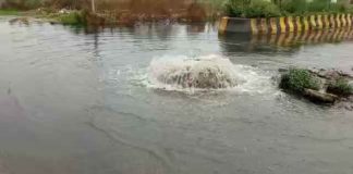 Smart City Jalandhar : ਮਹਾਰਾਜਾ ਰਣਜੀਤ ਐਵੀਨਿਊ ‘ਚ ਗੰਦੇ ਪਾਣੀ ਕਾਰਨ ਸੜਕ ਧਸੀ, ਲੋਕ ਪ੍ਰੇਸ਼ਾਨ