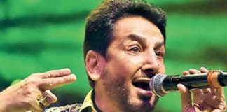 ਗਾਇਕ ਗੁਰਦਾਸ ਮਾਨ ‘ਤੇ ਭੜਕੇ ਸਿੱਖ ਸੰਗਠਨ, ਬਾਬਾ ਮੁਰਾਦ ਸ਼ਾਹ ਮੇਲੇ ‘ਚ ਸਿੱਖ ਗੁਰੂਆਂ ‘ਤੇ ਟਿੱਪਣੀ ਕਰਨ ਦਾ ਦੋਸ਼, FIR ਦਰਜ ਕਰਨ ਨੂੰ ਲੈ ਕੇ SSP ਦਫਤਰ ਦਾ ਘਿਰਾਓ