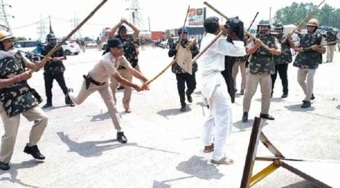 SDM ਨੇ ਕਿਹਾ ਸੀ, ”ਜੇ ਕੋਈ ਕਿਸਾਨ ਨੇੜੇ ਆਉਂਦਾ ਹੈ ਤਾਂ ਉਸ ਦਾ ਸਿਰ ਪਾੜ ਦਿੱਤਾ ਜਾਵੇ”, ਪੁਲਿਸ ਨੇ ਫਿਰ ਚਲਾਈਆਂ ਵਹਿਸ਼ੀਆਨਾ ਢੰਗ ਨਾਲ ਲਾਠੀਆਂ