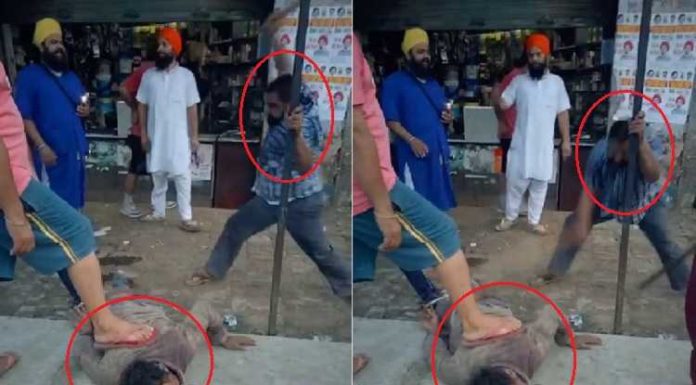 ਚੋਰੀ ਦਾ ਇਲਜ਼ਾਮ : ਮਾਲਕ ਨੇ ਦੁਕਾਨ ‘ਤੇ ਕੰਮ ਕਰਦੇ ਮੁੰਡੇ ਨੂੰ 4 ਹੋਰ ਦੁਕਾਨਦਾਰਾਂ ਨਾਲ ਮਿਲ ਕੇ ਕੁੱਟ-ਕੁੱਟ ਮਾਰਿਆ, ਵੀਡੀਓ ਵਾਇਰਲ