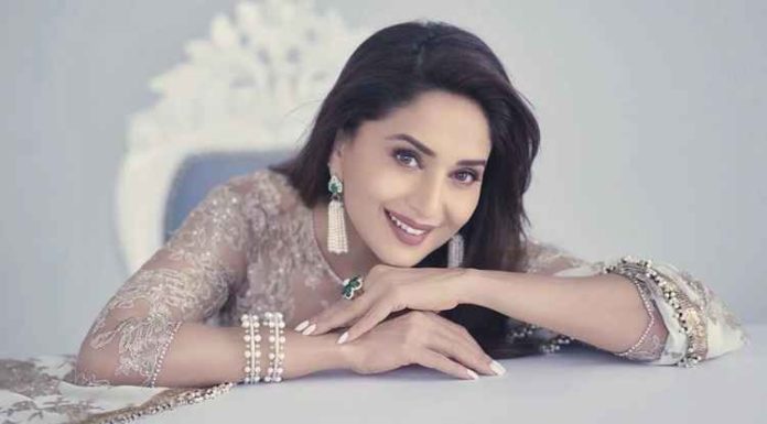 Madhuri Dixit Fitness Secret : 54 ਦੀ ਉਮਰ ‘ਚ ਵੀ 34 ਦੀ ਲੱਗਦੀ ਹੈ ਮਾਧੁਰੀ, ਆਖਿਰ ਕੀ ਹੈ ਰਾਜ਼?
