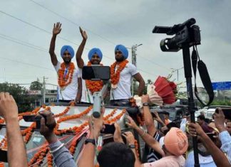 ਪੰਜਾਬ ਪੁੱਜਣ ‘ਤੇ ਹਾਕੀ ਖਿਡਾਰੀਆਂ ਦਾ ਥਾਂ-ਥਾਂ ਹੋ ਰਿਹਾ ਭਰਵਾਂ ਸਵਾਗਤ, ਜਲੰਧਰ ਤੇ ਗੁਰਦਾਸਪੁਰ ‘ਚ ਜਸ਼ਨ, ਵੇਖੋ Video…