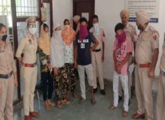 ਬਠਿੰਡਾ : ਘਰ ‘ਚ ਚੱਲ ਰਹੇ ਦੇਹ ਵਪਾਰ ਅੱਡੇ ਦਾ ਪਰਦਾਫਾਸ਼, 3 ਲੜਕੀਆਂ ਤੇ 2 ਲੜਕਿਆਂ ਨੂੰ ਇਤਰਾਜ਼ ਹਾਲਤ ‘ਚ ਫੜਿਆ