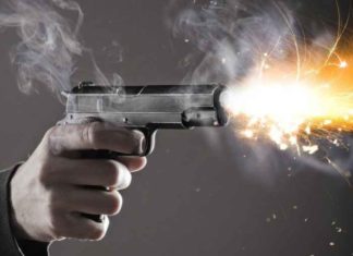 ਕ੍ਰਿਕਟ ਖੇਡਣਾ ਪਿਆ ਮਹਿੰਗਾ, ਪਹਿਲਾਂ ਚਲਾਏ ਤੇਜ਼ਧਾਰ ਹਥਿਆਰ, ਫੇਰ ਚਲਾਈਆਂ ਗੋਲੀਆਂ, 3 ਜ਼ਖਮੀ