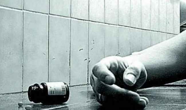 ਪਤੀ ਤੋਂ ਪਰੇਸ਼ਾਨ ਔਰਤ ਨੇ ਚੁੱਕਿਆ ਖੌਫਨਾਕ ਕਦਮ