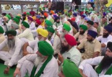 ਜਲੰਧਰ-ਫਗਵਾੜਾ ਹਾਈਵੇ ਜਾਮ, ਕਿਸਾਨਾਂ ਦਾ ਧਰਨਾ ਦੂਜੇ ਦਿਨ ਵੀ ਜਾਰੀ, 9 ਟ੍ਰੇਨਾਂ ਰੱਦ, 32 ਕਿਸਾਨ ਸੰਗਠਨ ਬੈਠੇ ਧਰਨੇ ‘ਤੇ, ਅੱਜ ਗੰਨਾ ਕਮਿਸ਼ਨਰ ਨਾਲ ਮੀਟਿੰਗ
