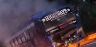 ਪਟਿਆਲਾ-ਸਰਹਿੰਦ ਰੋਡ ‘ਤੇ ਵਾਪਰੇ ਹਾਦਸੇ ‘ਚ 2 ਦੀ ਮੌਤ, ਮੋਟਰਸਾਈਕਲ ਵੱਜਣ ਨਾਲ ਬੱਸ ਨੂੰ ਲੱਗੀ ਅੱਗ