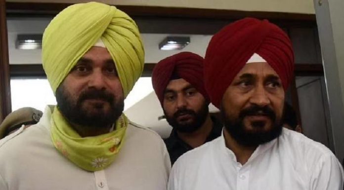 CM ਚੰਨੀ ਨੇ ਸਿੱਧੂ ਨਾਲ ਕੀਤੀ ਗੱਲ, ਕਿਹਾ- ਪ੍ਰਧਾਨ ਪਾਰਟੀ ਦਾ ਮੁਖੀ ਹੁੰਦਾ ਹੈ, ਜੇਕਰ ਕੁਝ ਗਲਤ ਹੋ ਰਿਹਾ ਤਾਂ ਉਨ੍ਹਾਂ ਨੂੰ ਸਲਾਹ ਦੇਣੀ ਚਾਹੀਦੀ ਹੈ